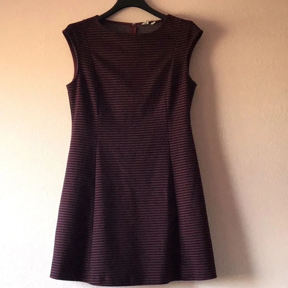 Gap navy red stripe sleeveless dress size 12 - Picture 1 of 7